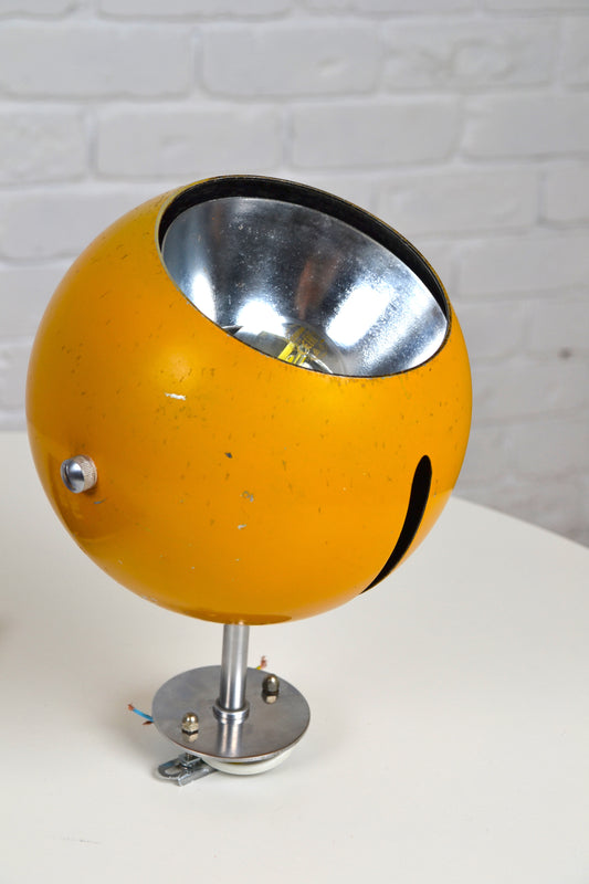 Danish Space aged eyeball wall lamp / Ejner Graae & Henning Helger / Louis Poulsen